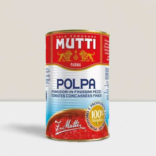 Mutti brand finely chopped tomatoes in a can 400g