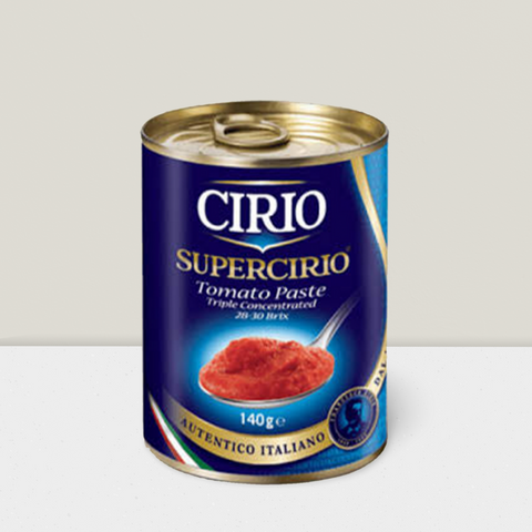 Small 140g tin of Italian concentrated tomato paste 