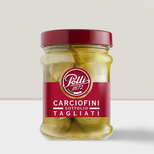 Polli sliced artichoke in oil in a glass bottle
