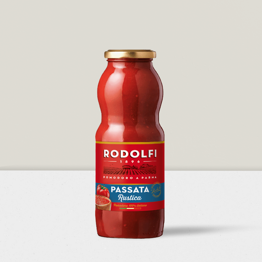 Bottle of Rodolfi Passata Rustica on a white background